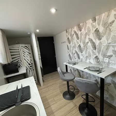 Tiny Room Langres Exterior photo