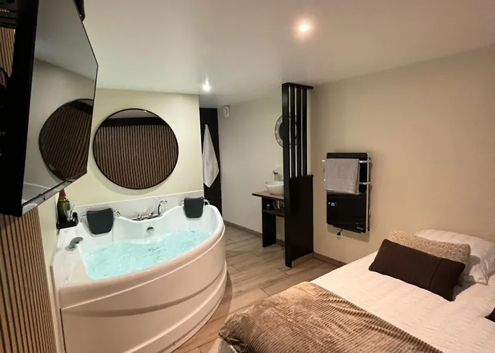 Tiny Room